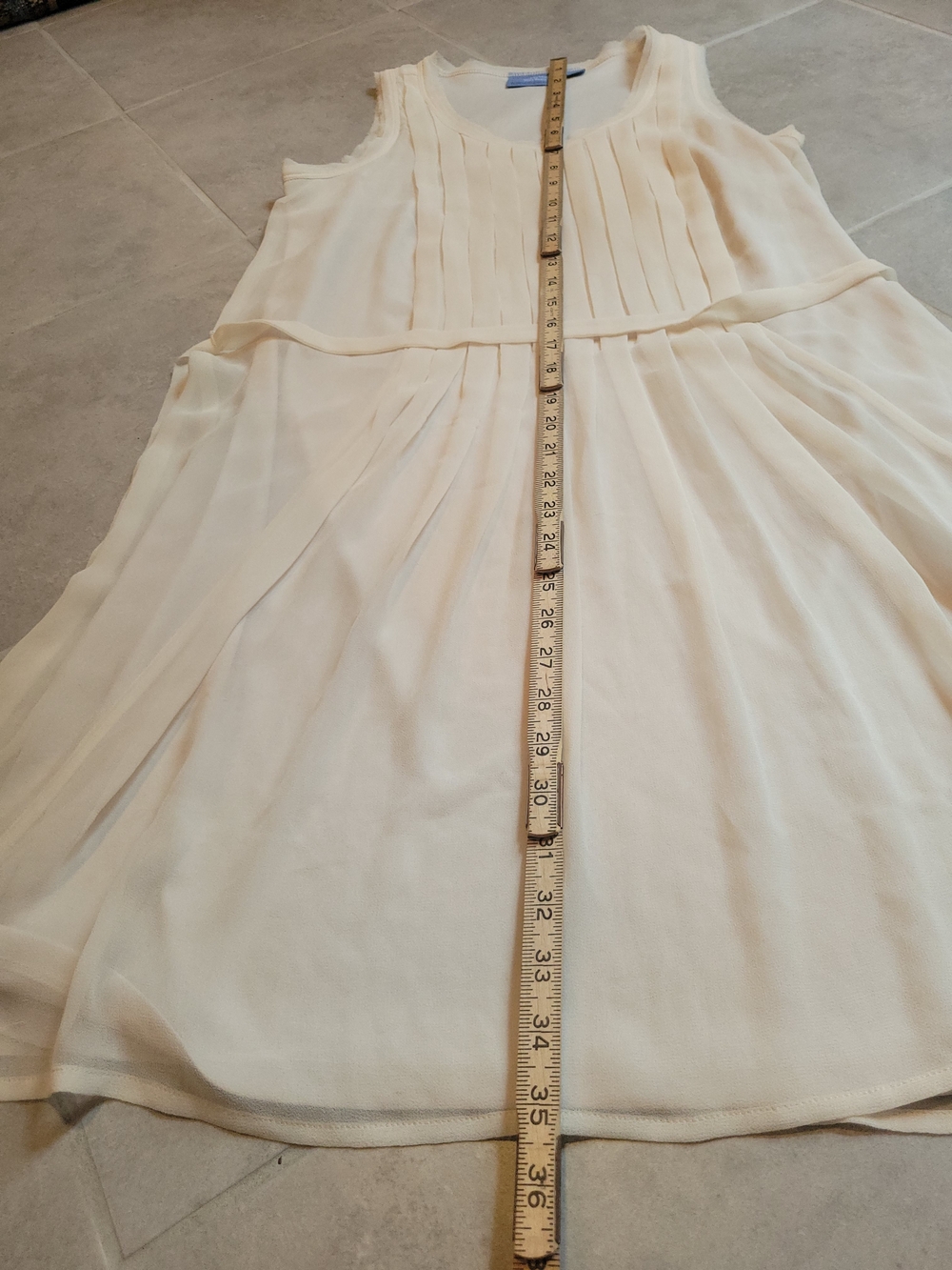 Simply Vera Vera Wang Pleated Cream Sleeveless Dress with Waist Tie Womens Small - Picture 7 of 10